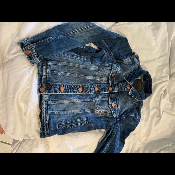 New with tags Blank NYC small denim jacket - Picture 2 of 6